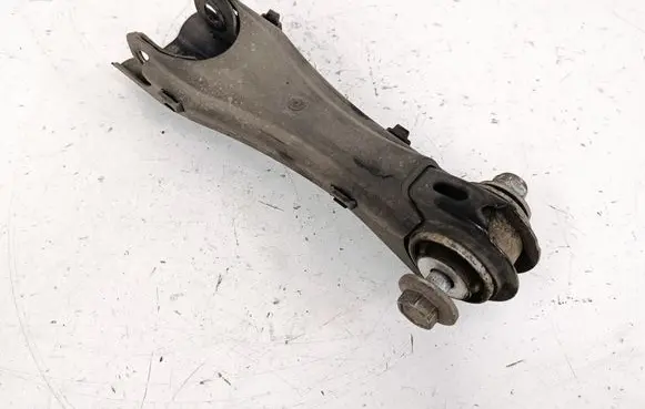 Rear control arm