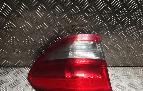 Mercedes-Benz E W211 Rear/tail lights 2118202764 A2118202764