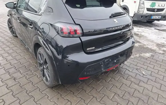 Peugeot 208 II Tailgate/trunk/boot lid PEUGEOT208GTKLAPA KTVDGT