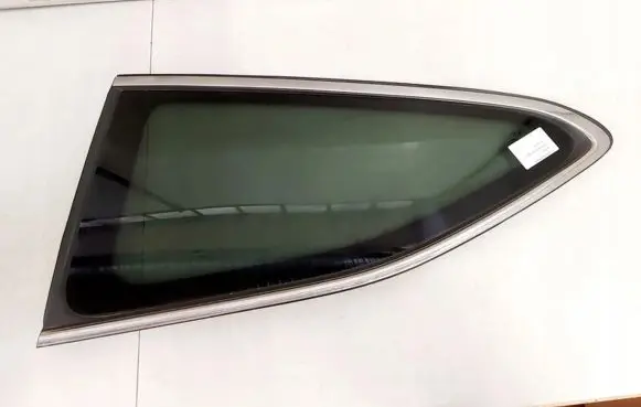 KIA Pro Cee'd II Rear side window