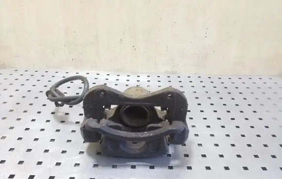 Hyundai ix35 Front brake caliper