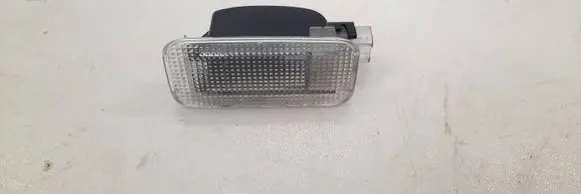 Toyota Yaris Other interior light 8133002060 320A000643