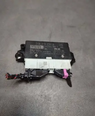 Volkswagen PASSAT B8 Parking PDC control unit/module 5Q0919294H