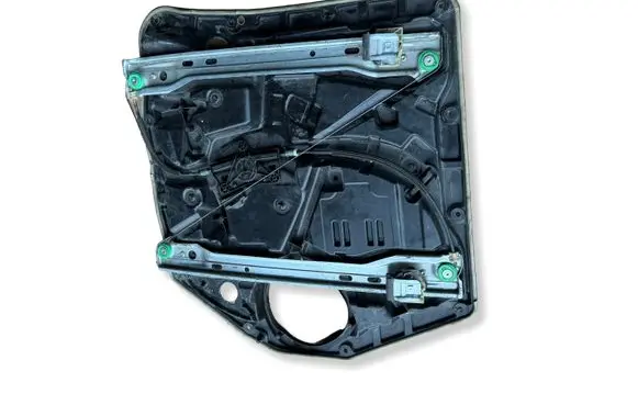Mercedes-Benz Vito Viano W447 Front door window regulator with motor A4478271160 A4479007906 A4475405026