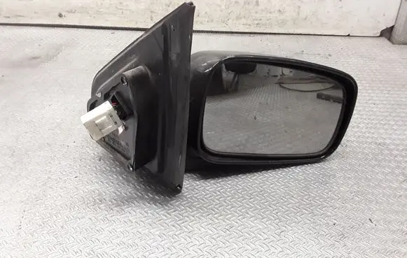 KIA Sorento Front door electric wing mirror E11015754