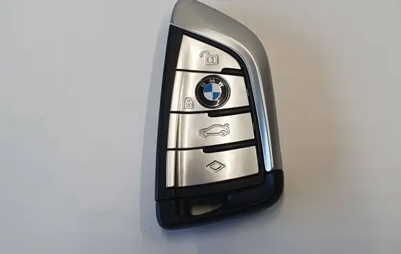 BMW 5 G30 G31 G38 Ignition key/card 9395334 3248A1D2A 16129510