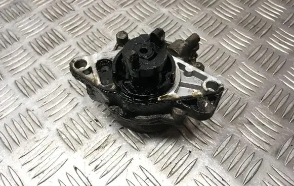 Opel Corsa D Vacuum pump A598 8824