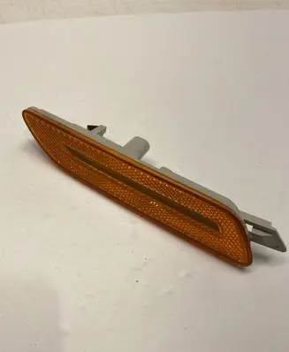 Porsche Cayenne (92A) Front reflector 6Y0945072B 9Y0945072C 971945062B