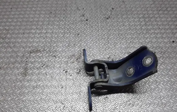 KIA Picanto Front door upper hinge