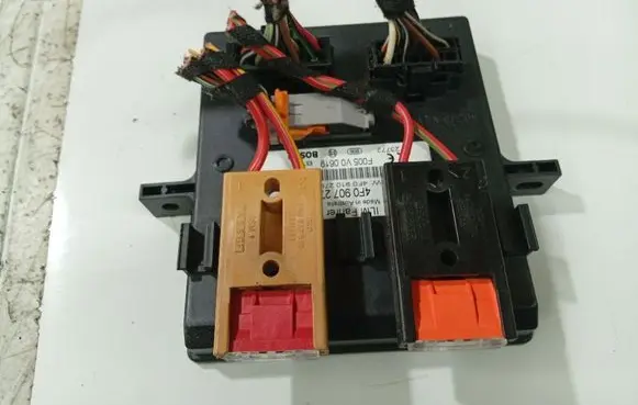 Audi A6 S6 C6 4F Comfort/convenience module 4F0907279