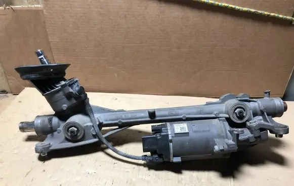 Volkswagen Golf VII Steering rack 5Q1423053AF
