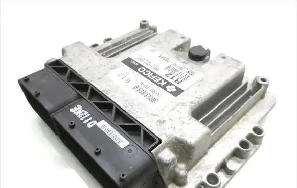 KIA Pro Cee'd I Engine control unit/module 39101-2BRAX 9001120112KE