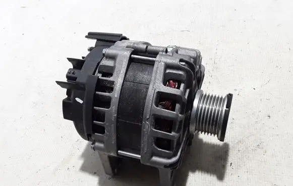 Renault Master III Generator/alternator 231007317R