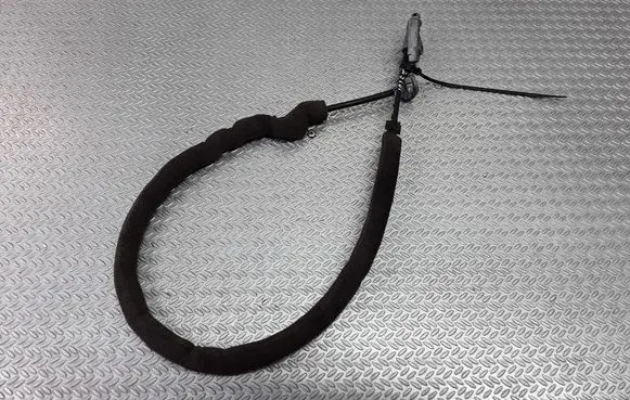 Audi A6 S6 C5 4B Gear shift cable linkage 8D1713575