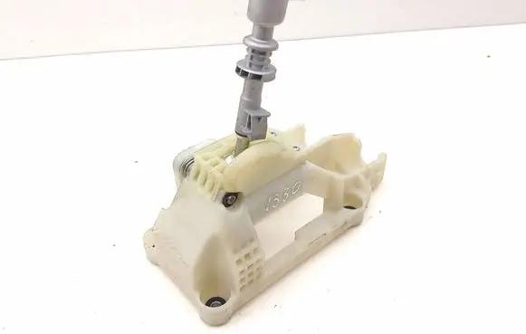 Suzuki Vitara (LY) Gear shifter/selector 80045