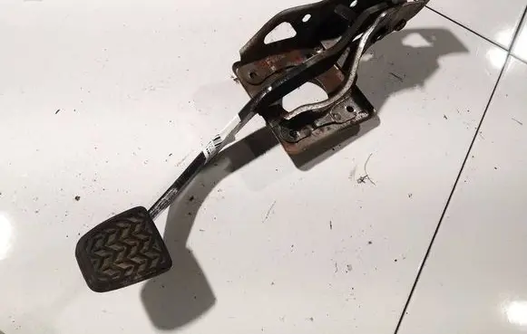 Toyota Corolla E120 E130 Brake pedal 