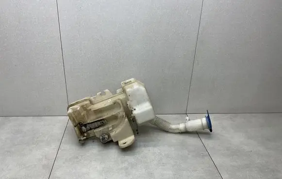 Audi Q3 8U Windshield washer fluid reservoir/tank 8U0955451N