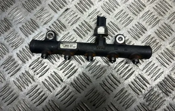 Ford Focus C-MAX Fuel main line pipe 9654726280