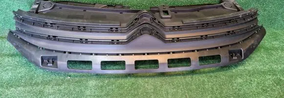 Citroen C3 Front bumper upper radiator grill 8912063477