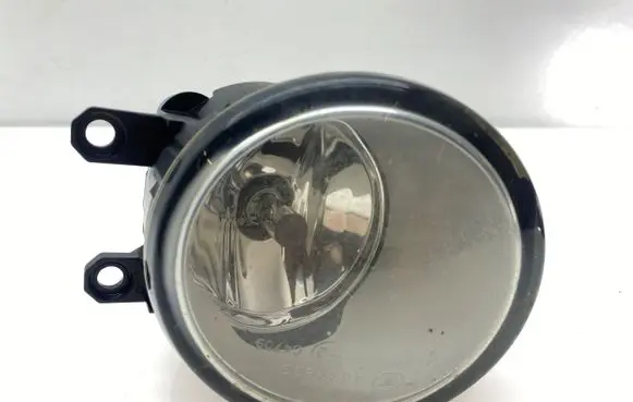 Toyota Auris 150 Front fog light 89210657