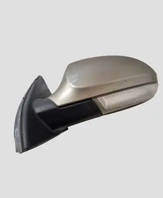 Volkswagen PASSAT B6 Front door electric wing mirror 3C0857933
