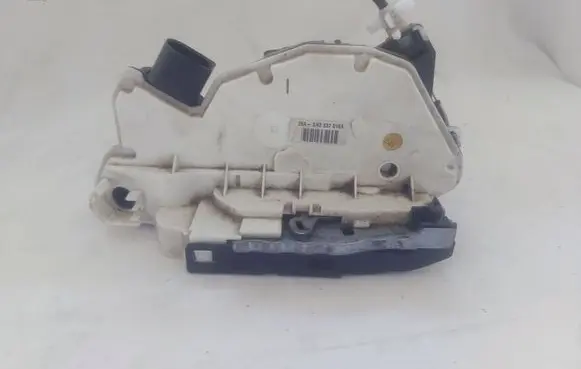 Seat Ibiza IV (6J,6P) Front door lock 5N2837016A