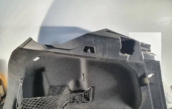 Volvo XC60 Trunk/boot lower side trim panel 31440665 31440673