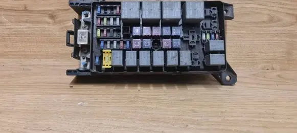 KIA Sorento Fuse module 911603E050