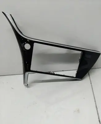 Toyota Auris E180 Radio/GPS head unit trim 5540502870 55421