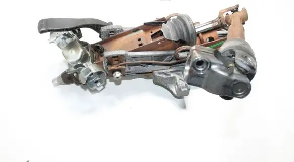 Ford Focus Steering rack mechanical part 3M513F880AE 6E5T15607CA
