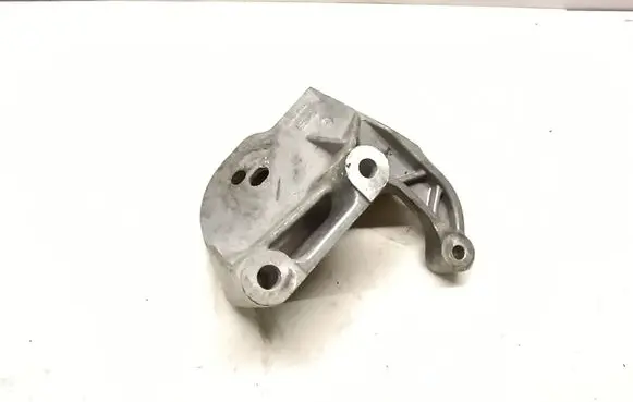 Volvo V40 Engine mounting bracket 31359638 31480515