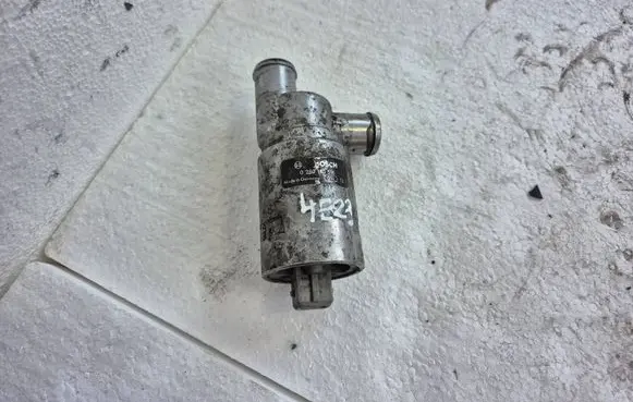 Volvo S70 V70 V70 XC Idle control valve (regulator) 0280140516