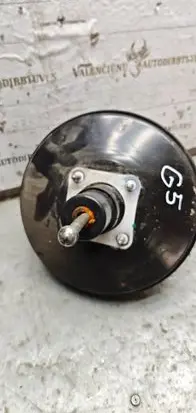Volkswagen Golf V Brake booster 1K1614105AR 030408 3VZ081097PT