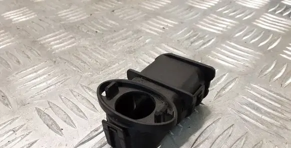 Other engine bay part