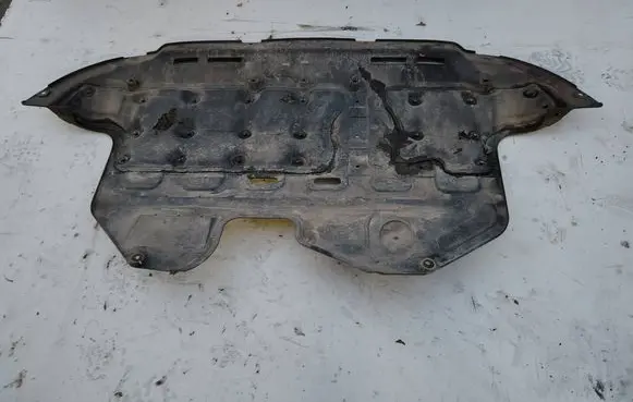 Hyundai ix35 Engine splash shield/under tray 