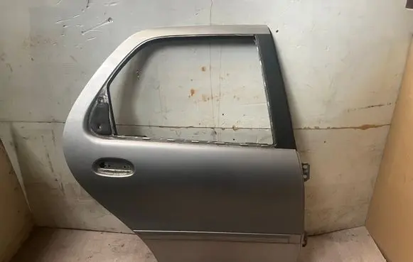 Fiat Palio Rear door