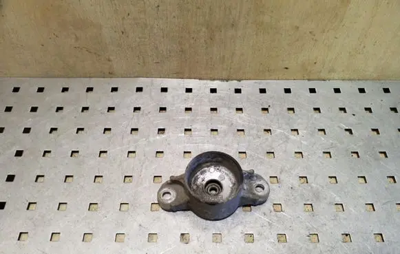 Ford Focus Front shock absorber mounting bracket 