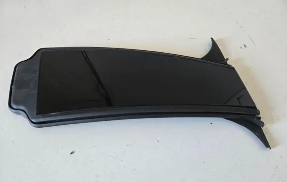 BMW M8 F93 Gran Coupe Front door glass trim molding 7435417