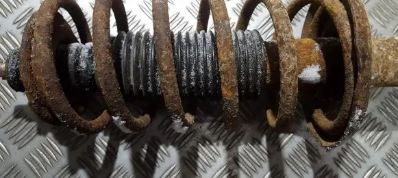 Volkswagen Golf III Front coil spring