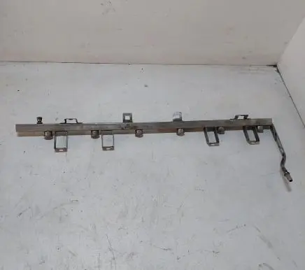 BMW 3 E46 Fuel main line pipe 143894902