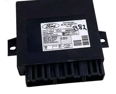 Ford Focus Comfort/convenience module 98AG15K600DC 5WK47230C