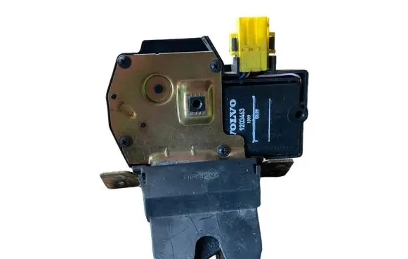 Volvo S80 Tailgate/trunk/boot lock/catch/latch 9170974