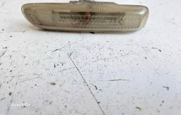 BMW 3 E46 Front fender indicator light 63132228591 E1301440