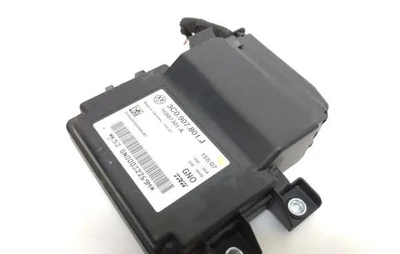 Volkswagen PASSAT B6 Hand brake control module 3C0907801J 16887301A