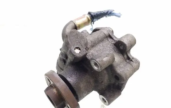 Volkswagen Golf IV Power steering pump 1J0422154A