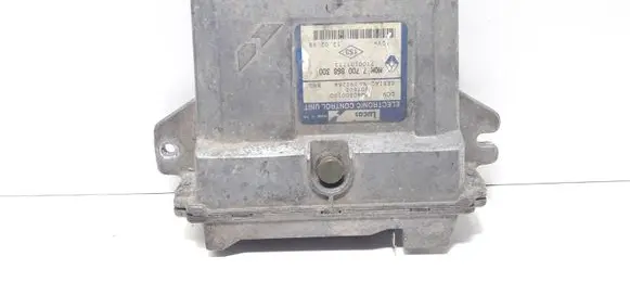 Renault Kangoo I Engine control unit/module 7700868300