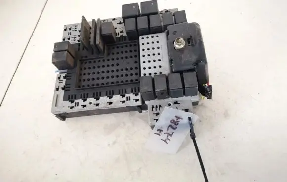 Volvo S80 Fuse box set 9441584