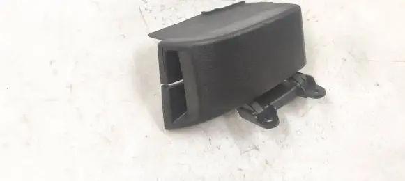 BMW 1 E82 E88 Seat belt trim 51432996107