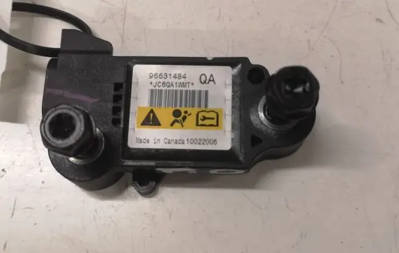 Chevrolet Captiva Airbag deployment crash/impact sensor 96631484 6035023 JC6QA1WMT