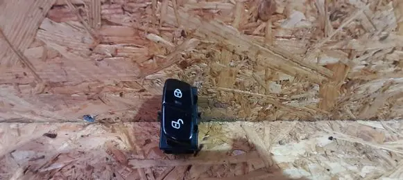 Volvo XC90 Central locking switch button 31443864